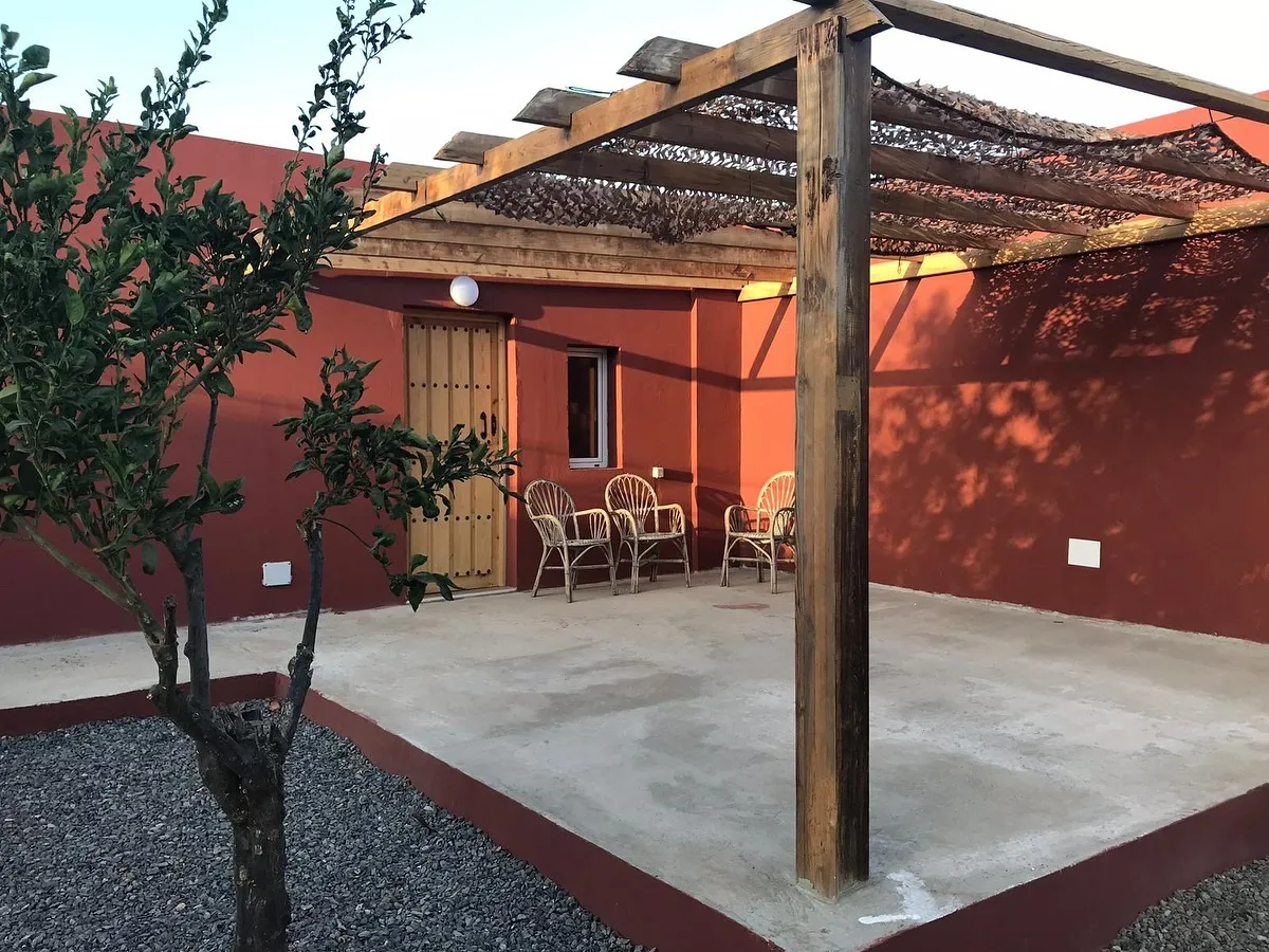 El porche, con la pérgola